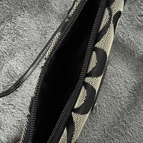 coach wristlet - Picture 5 of 7